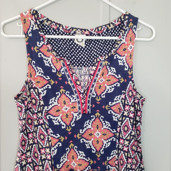 Anthropologie Akemi + Kin Asymmetrical Galapa Split Neck Tank Top - Picture 2 of 9